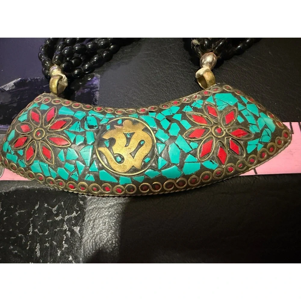 Tibetan Crushed Blue Red Stones  Statement‎ Pendant Necklace Glass Beaded Multi